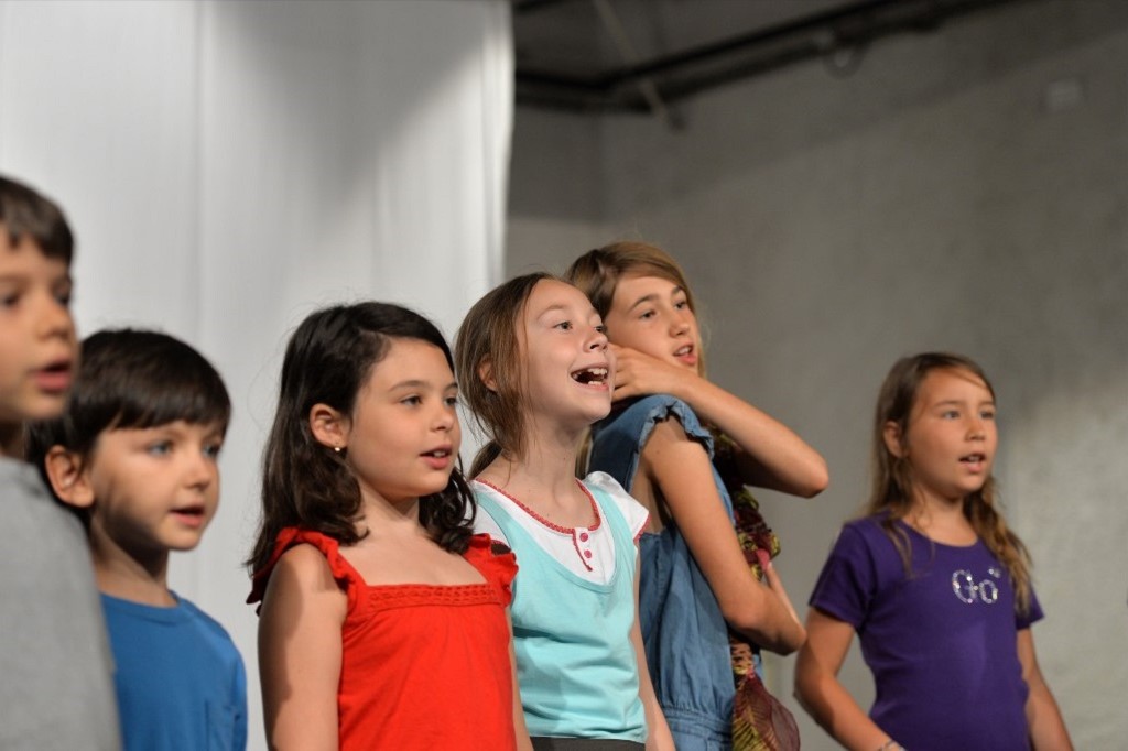 Un cours de théâtre enfants à la Maison Théâtre - Montpellier